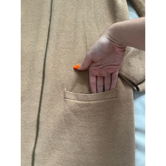 Banana Republic Womens Sweater Dress. Size M. Lightly worn. Great condition - Picture 4 of 5